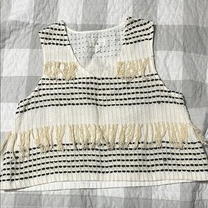 Lou & Grey Textured Sleeveless Top